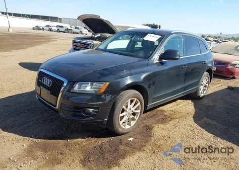 2010 Audi Q5 3.2 Premium z USA, uszkodzony, nr VIN WA1CKAFP0AA033474